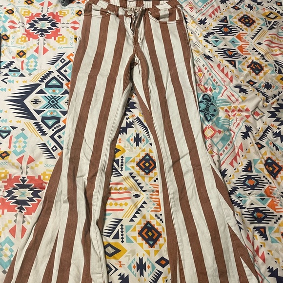 Color Theory Flip Side Fray Hem Bell Bottom Jeans in Yellow